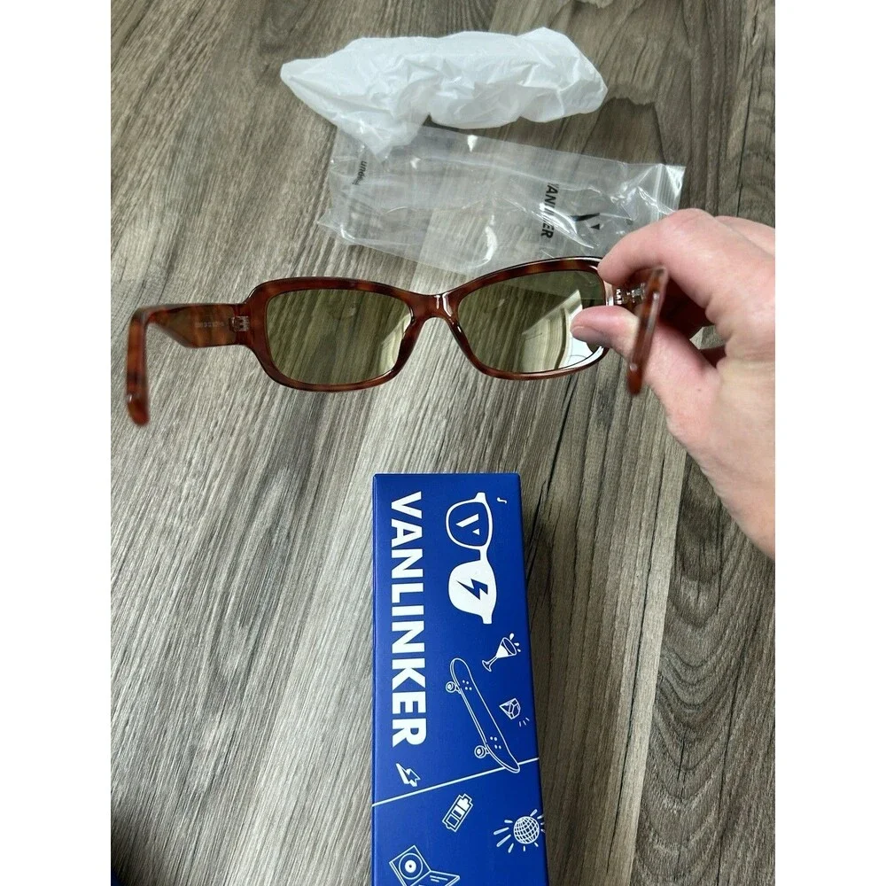 Vanlinker  Retro Polarized Rectangle Sunglasses Soft-Square Frame Tortoiseshell